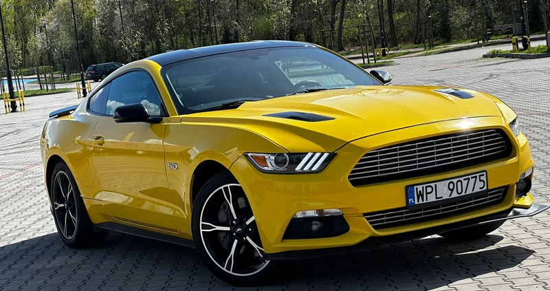Ford Mustang cena 130000 przebieg: 162100, rok produkcji 2016 z Płock małe 326